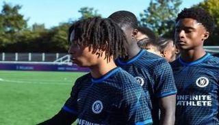 موهبة تشيلسي جليل كونتي