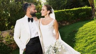 أمينة خليل وأحمد زعتر 