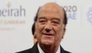 حسن حسني.. تميمة الحظ ونجم لا يعرف الغياب (بروفايل)