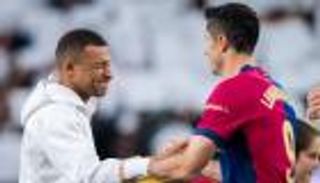بسبب ليفاندوفسكي.. برشلونة يغلق الباب أمام وصيف مبابي