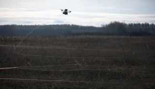 مسيرة ألياف ضوئية