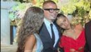 عمرو دياب و«جنى» و«كنزي» يخطفون الأضواء في حفل زفاف