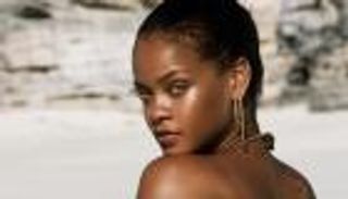 وفاة والد ريهانا وسط تكتمها.. محطات شائكة طبعت علاقتهما