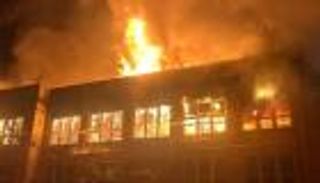 حريق بمدرسة فرنسية يكشف عبارات معادية للسامية على جدرانها