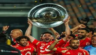 الأهلي بطل الدوري المصري 