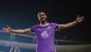 «زعيم آسيا».. رامي ربيعة يتغنى بالعين الإماراتي (فيديو)