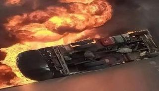 اشتعال النيران في سيارة- صورة أرشيفية