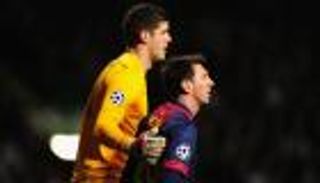 ليس نوير أو بوفون.. ليونيل ميسي يختار أصعب حارس مرمى واجهه