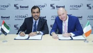 جانب من توقيع اتفاقية الصفقة الاستراتيجية