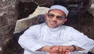 بعد إزالة الوشم أحمد سعد يستعد للحج