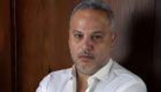 بعد ستة أعوام من الزواج.. تامر عبد المنعم يعلن الانفصال رسميا