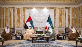 أمير الكويت يستقبل الشيخ منصور بن زايد آل نهيان
