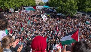 مظاهرة في باريس للتضامن مع فلسطين