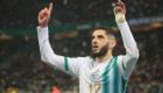 منها جائزة بوشكاش وزين الدين زيدان... ياسين بنزية يكشف 4 أسرار مثيرة