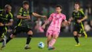 ليونيل ميسي يستعد للأهلي بجائزة استثنائية في الدوري الأمريكي