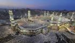 الهوية الإسلامية والتقنية الحديثة.. معادلة سعودية ناجحة في تطوير الحرم المكي