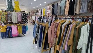 شراء ملابس العيد في اليمن أصبح حلما بعيد المنال