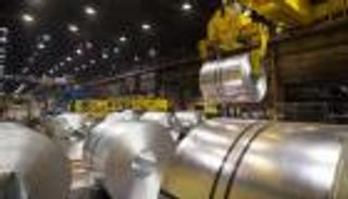 الرسوم الأمريكية الجديدة تدخل حيز التنفيذ.. 50% على الصلب والألمنيوم 