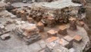 علماء آثار يكشفون فيلا استثنائية عمرها 2000 عام قرب أوكسير قبل تدميرها