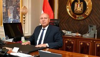 وزير النقل المصري