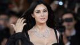 مفاجأة.. مونيكا بيلوتشي تنضم إلى كريم عبد العزيز وأحمد عز