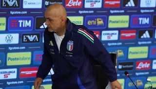 لوتشيانو سباليتي مدرب منتخب إيطاليا