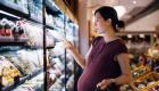 عنصر غذائي مهم في الحمل.. تجاهله يرتبط بولادة أطفال بصفات جنسية مختلطة