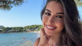 الفنانة ياسمين صبري