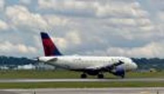 عندما تصبح الحماية تهديداً.. رسوم ترامب تعيد تشكيل صناعة الطيران الأمريكية