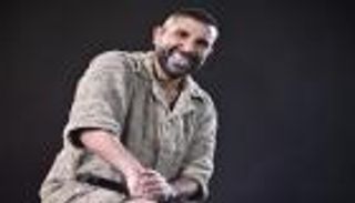 بعد أداء مناسك الحج.. أحمد سعد يفتتح حفلات الصيف في العلمين ويعلن توبته عن «النكات»