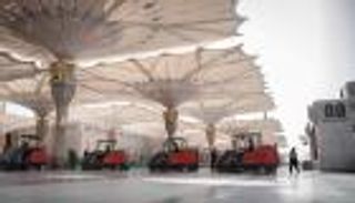 استقبال الحجاج في المسجد النبوي بخدمات تنظيمية متكاملة (صور)