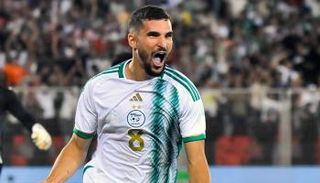 عوار نجم منتخب الجزائر