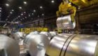 حرب ترامب على الصلب والألمنيوم.. حماية للصناعة أم تدمير؟