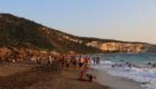 ضوابط جديدة للنساء بارتداء «البوركيني» على شواطئ سوريا