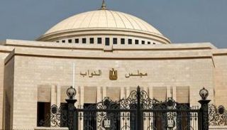 البرلمان المصري يقترب من إقرار قانون الإيجار القديم