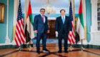 عبدالله بن زايد يبحث مع وزير الخارجية الأمريكي العلاقات الاستراتيجية