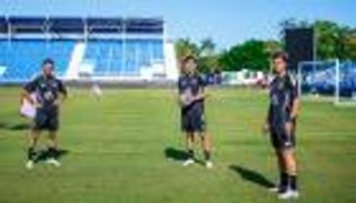 تشكيل مباراة الأهلي وإنتر ميامي.. «ثلاثي الزمالك» يتحدى ميسي
