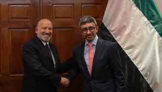 عبدالله بن زايد يلتقي وزير التجارة الأمريكي