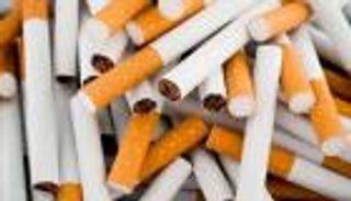 «نكهات الموت».. الصحة العالمية تكشف أساليب صناعة التبغ لاستدراج الشباب
