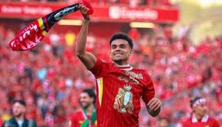 لويس دياز نجم ليفربول