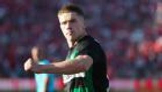 غيوكيريس يصفع مانشستر يونايتد.. وأوسيمين البديل