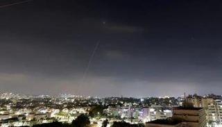 اعتراض صواريخ إيرانية في سماء عسقلان