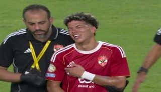 دموع إمام عاشور 