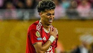 إمام عاشور لاعب الأهلي