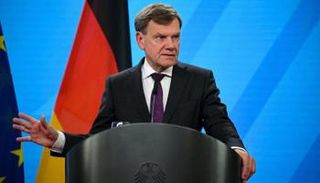 وزير الخارجية الألماني يوهان فاديفول 