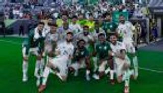 المنتخب السعودي يقتحم الكأس الذهبية بانتصار أول