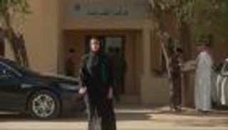 مسلسل «أمي» الحلقة 32.. تكثيف جهود الشرطة للعثور على الطفلة بسمة