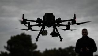 طائرة بدون طيار 