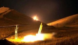 لحظة انطلاق الصواريخ الإيرانية