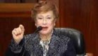 نوال أحمد الدجوي تعيد فتح القضية: «من السارق؟»